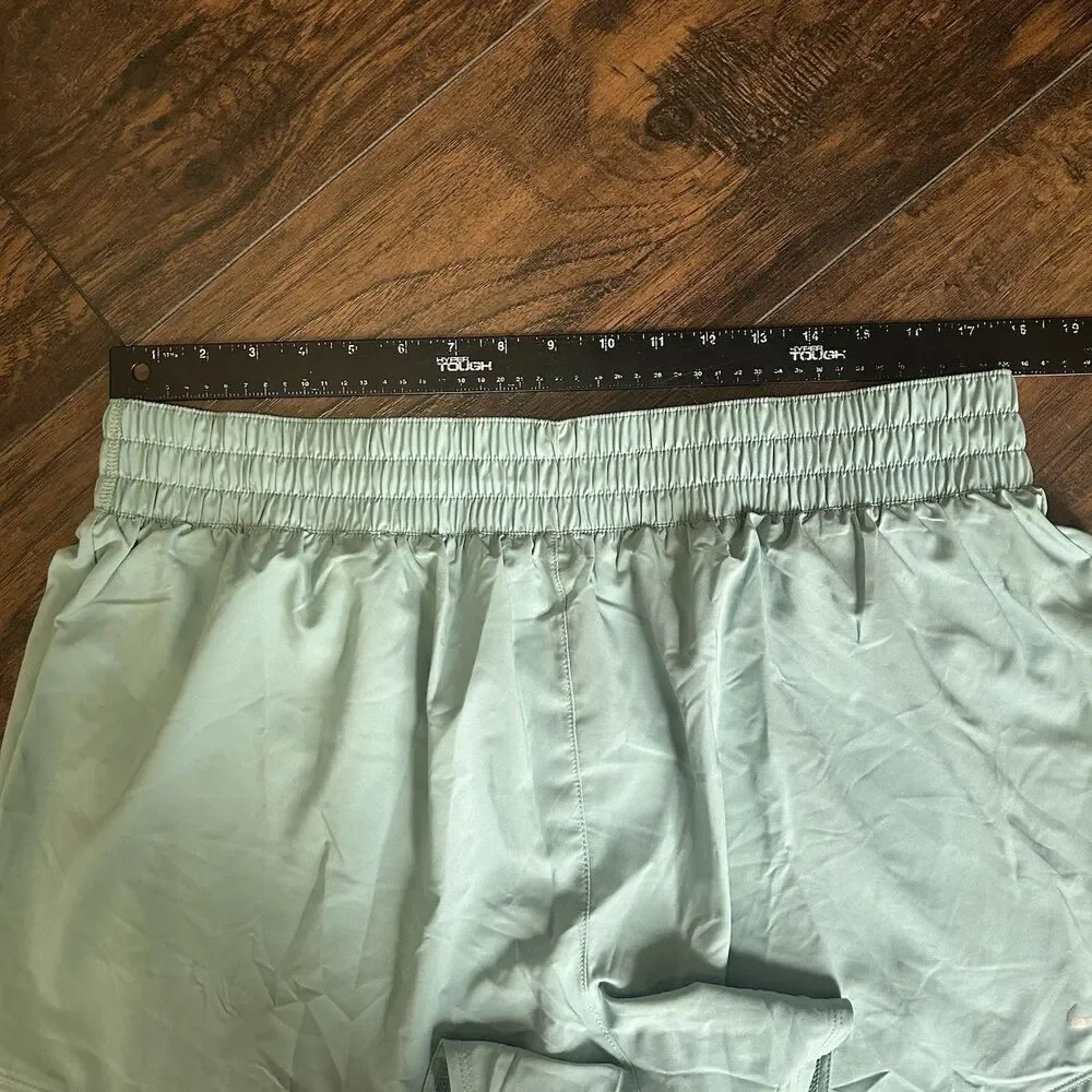 Nike Women’s Dri Fit Running Athletic Shorts Size 1XL Green FB3222 NWT Loose Fit